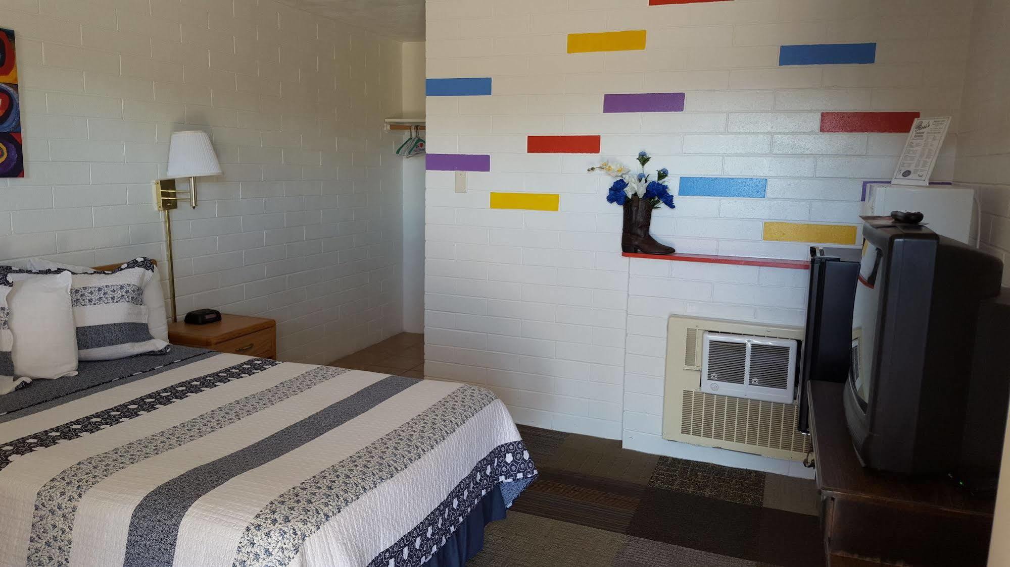 Sportsman Inn - Scottsbluff Bagian luar foto