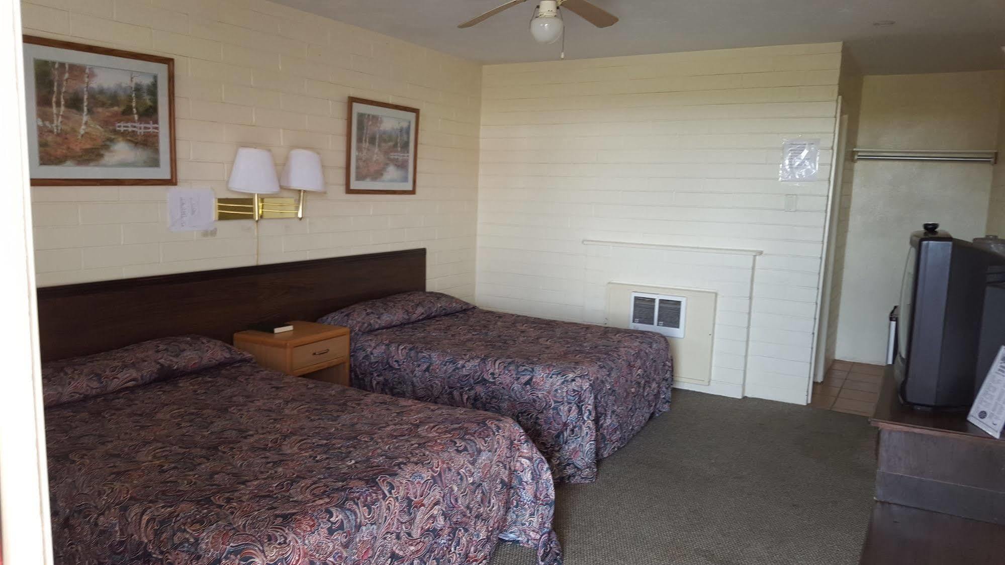 Sportsman Inn - Scottsbluff Bagian luar foto